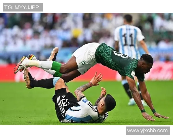 克罗斯在足球场上的传奇之路与对现代足球的深远影响分析